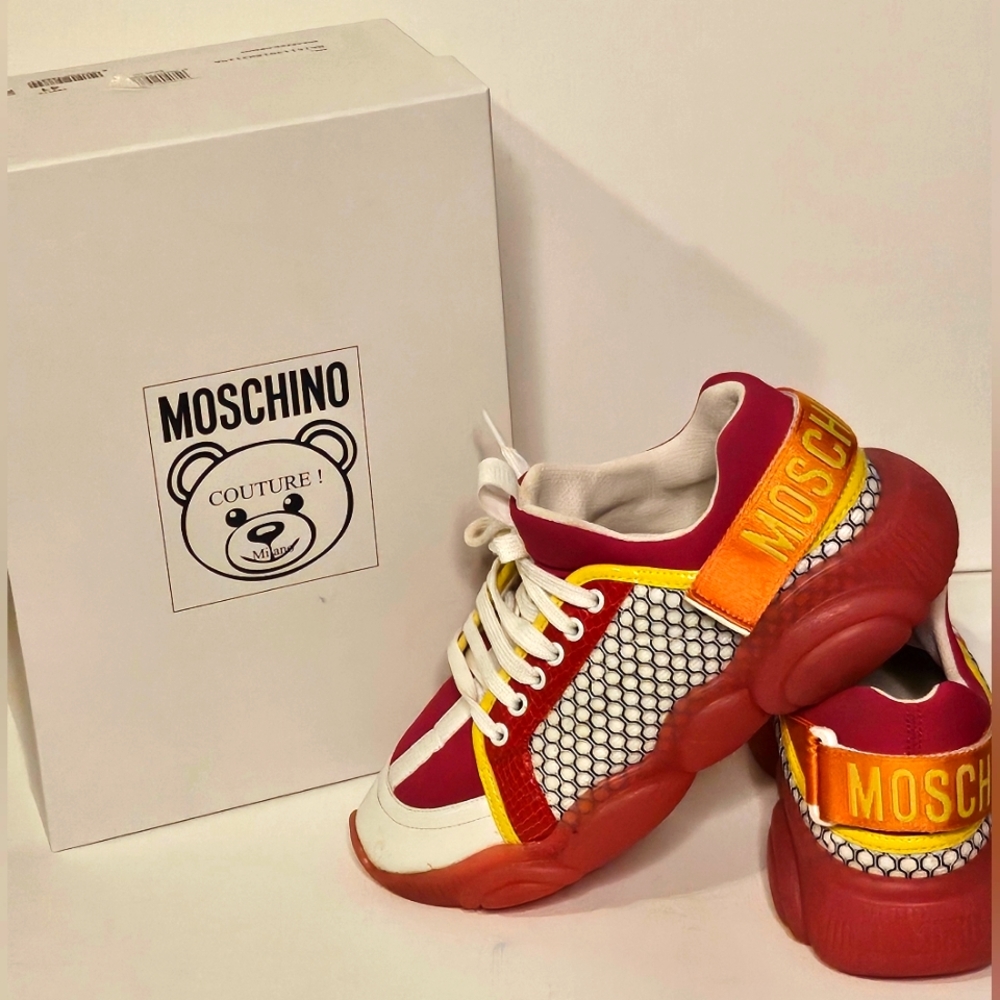 Moschino Women's Teddy Mesh Sneakers🤩